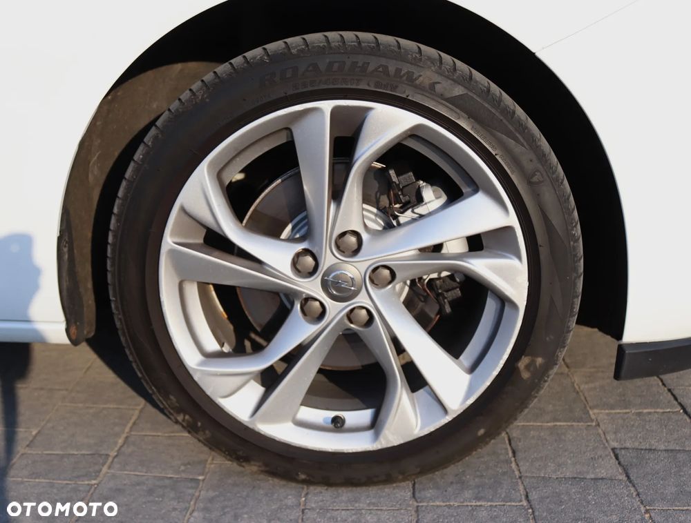 Opel Astra 1.6 D (CDTI) Start/Stop Dynamic - 10