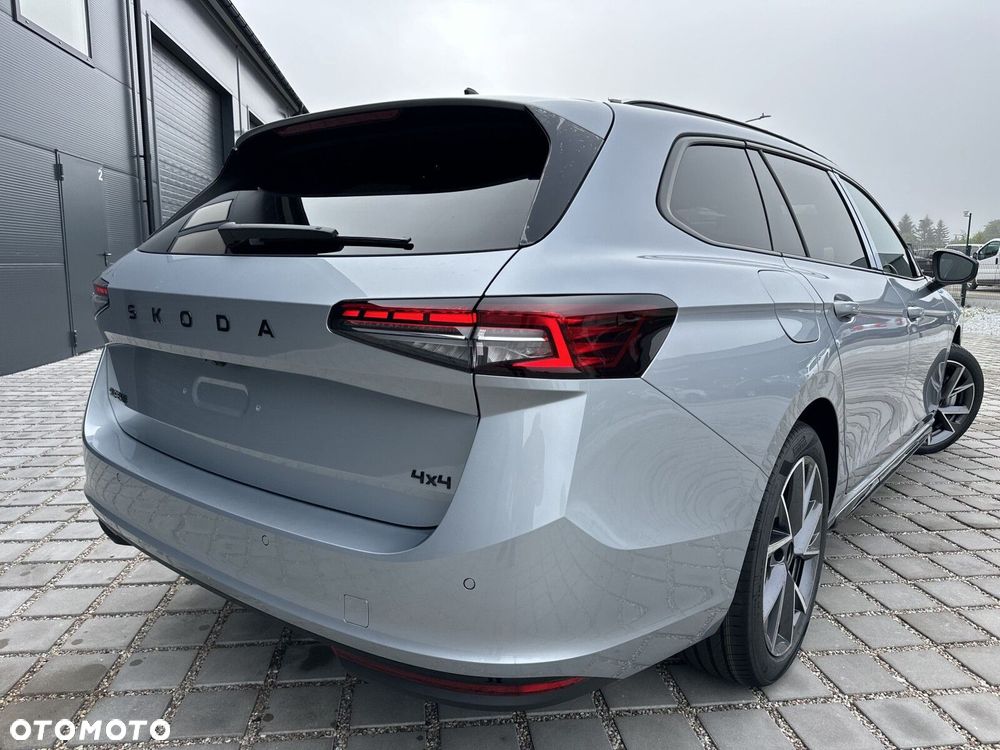 Skoda Superb 2.0 TDI SCR 4x4 Sportline DSG - 33