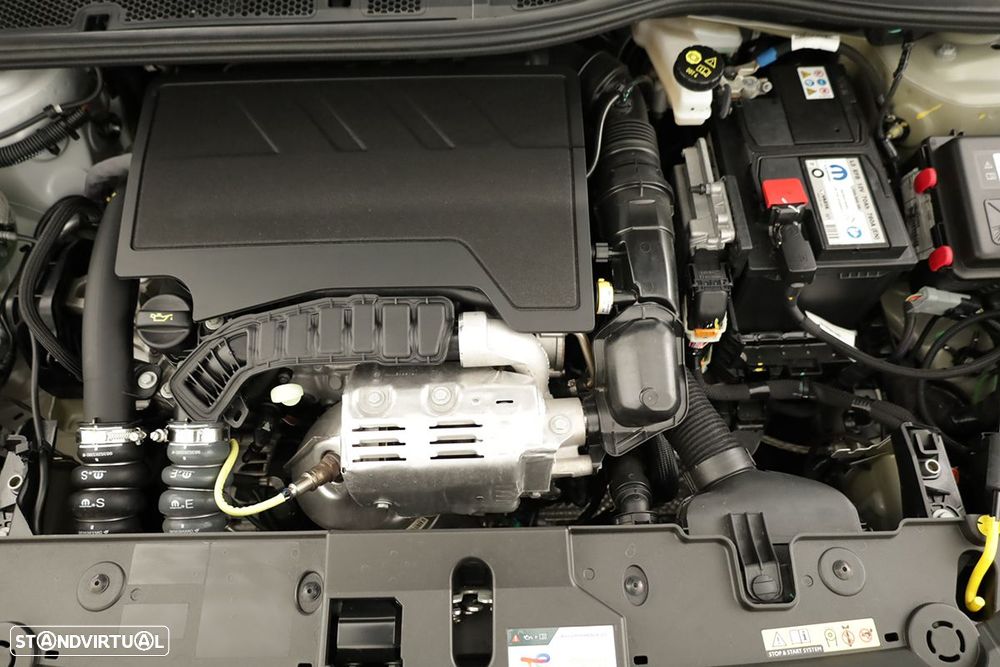Peugeot 208 1.2 PureTech Style - 24