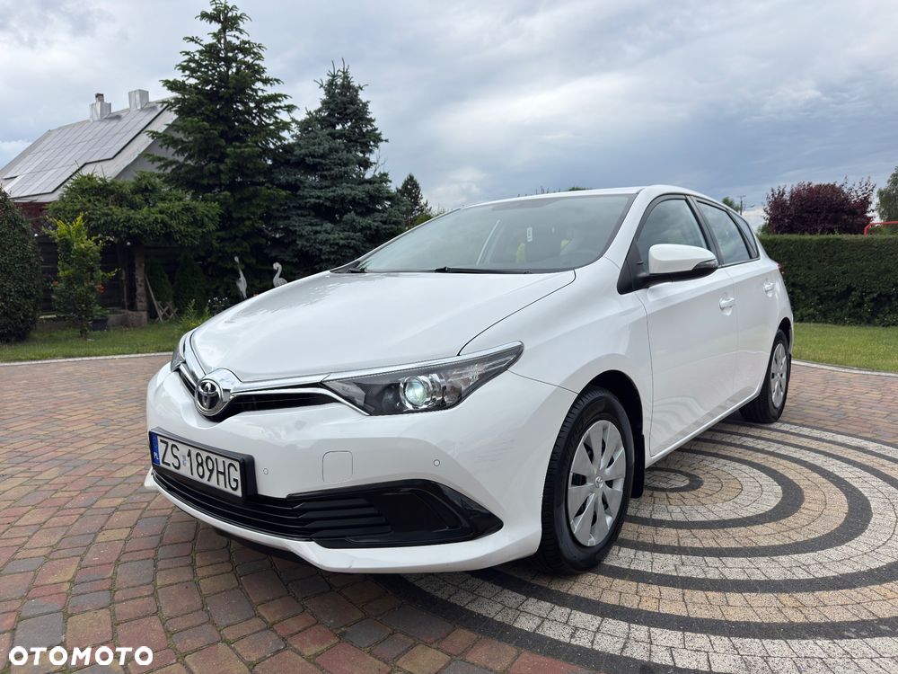 Toyota Auris 1.33 VVT-i Active - 11