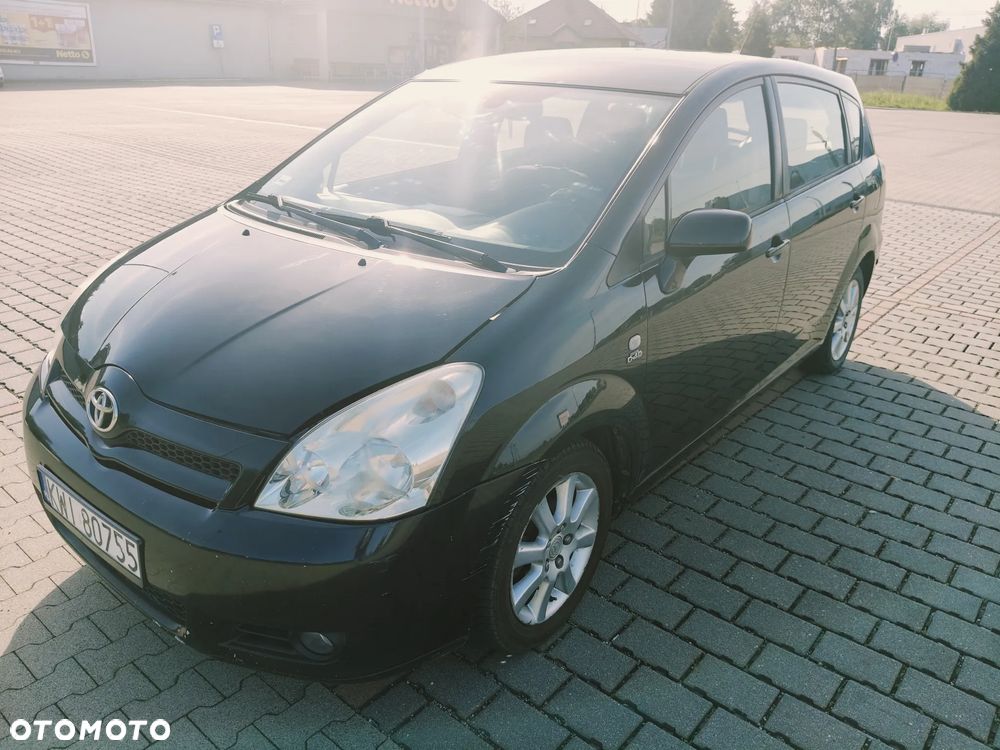 Toyota Corolla Verso 2.0 D-4D - 1