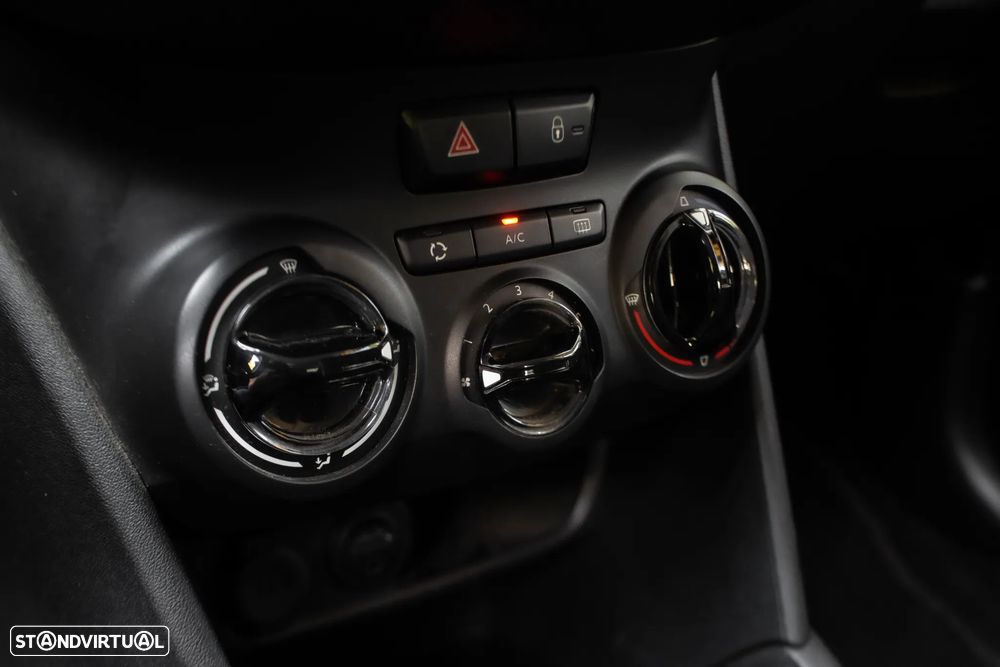 Peugeot 208 82 PureTech Style - 15