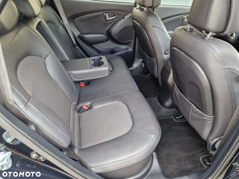 Hyundai ix35 1.6 2WD blue Trend - 18