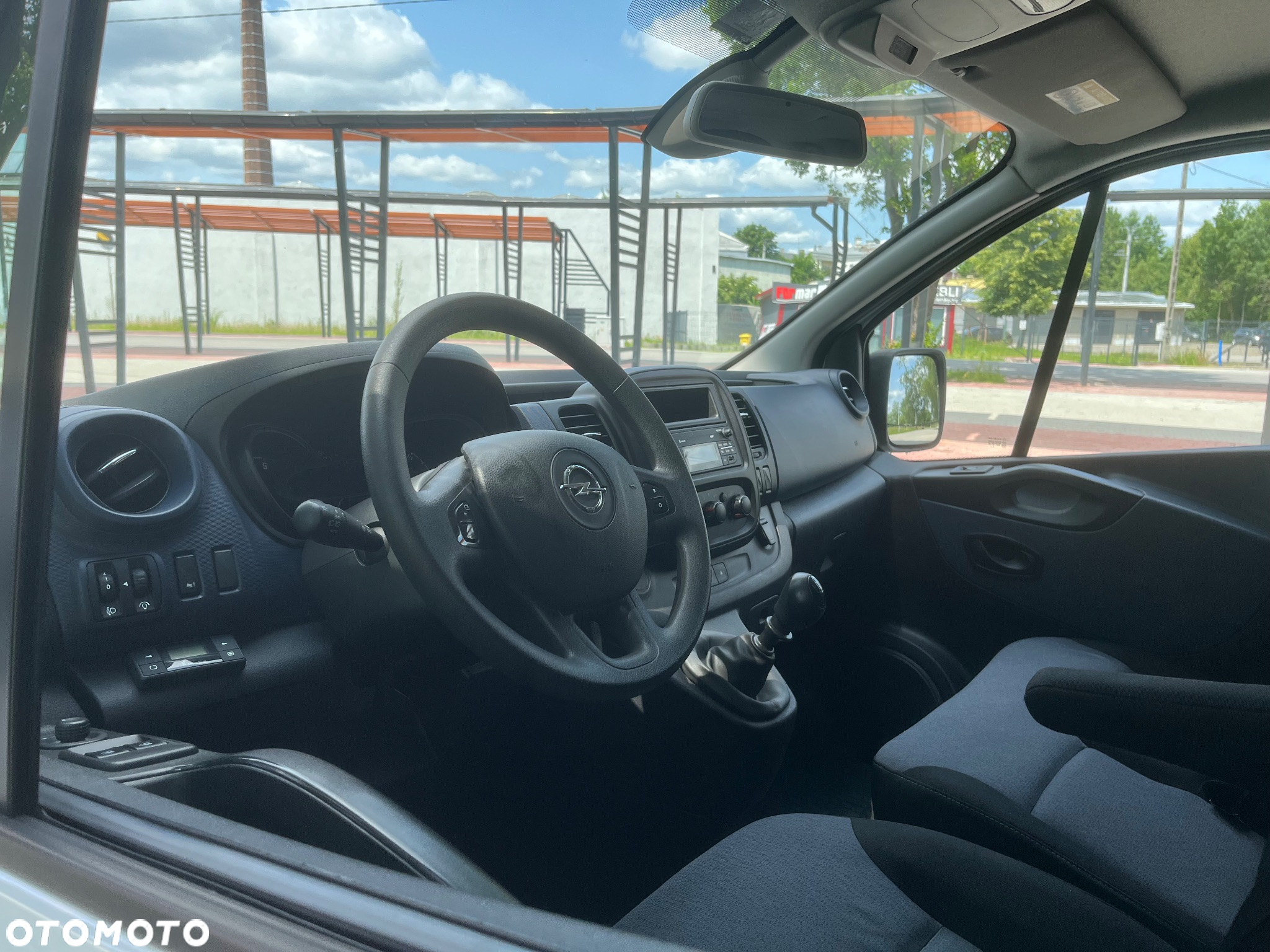 Opel Vivaro - 35