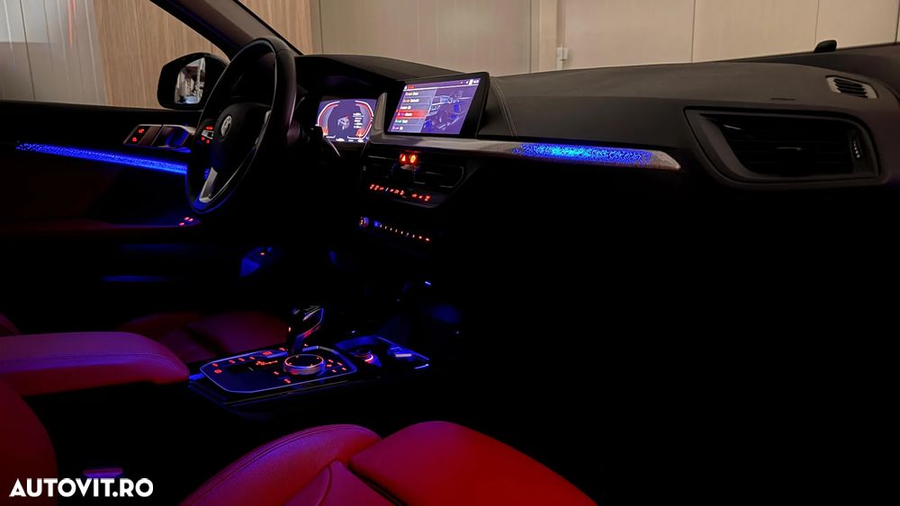 BMW Seria 1 118i Aut. - 38