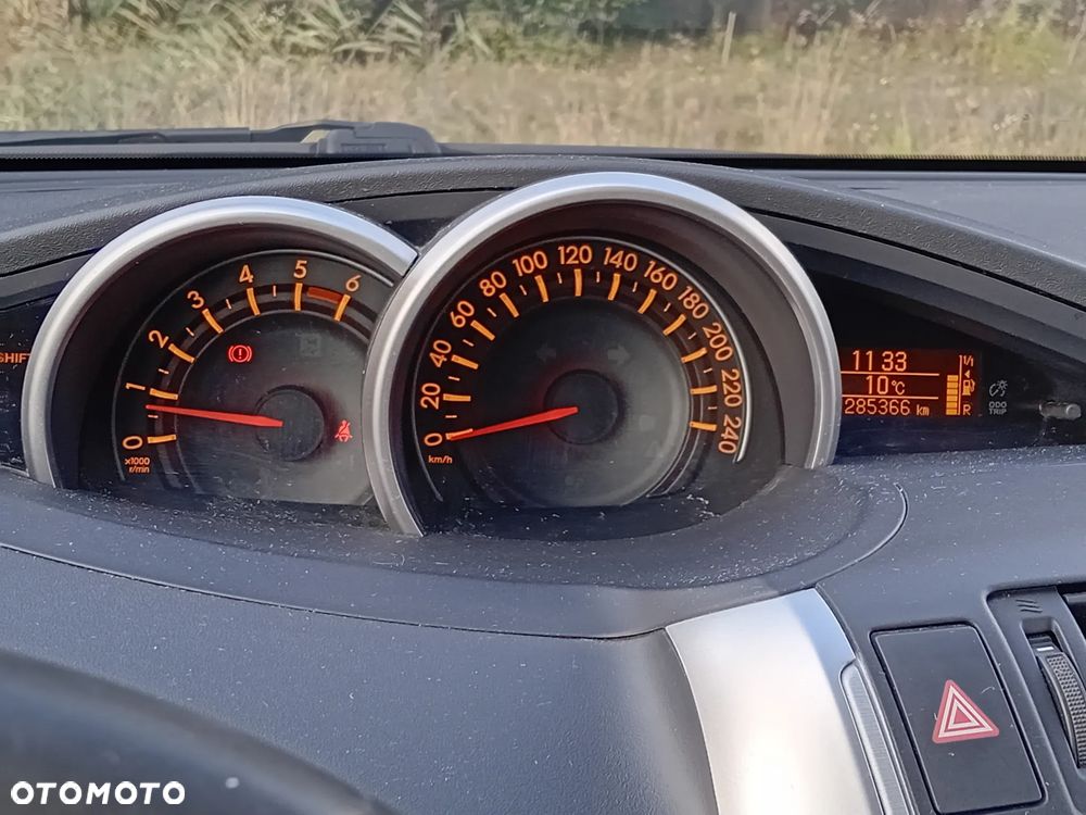 Toyota Verso 2010 photo 3