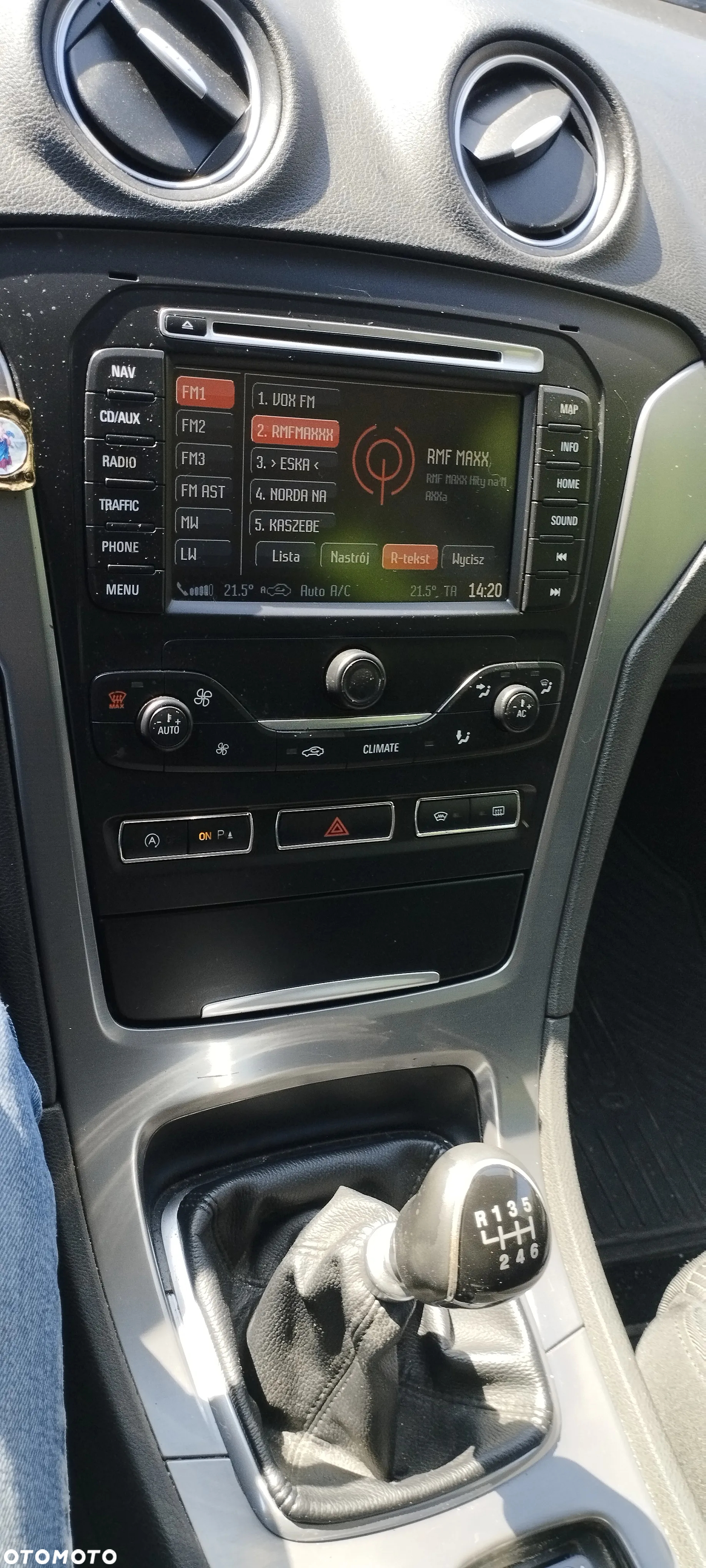 Ford Mondeo 1.6 TDCi Titanium - 24