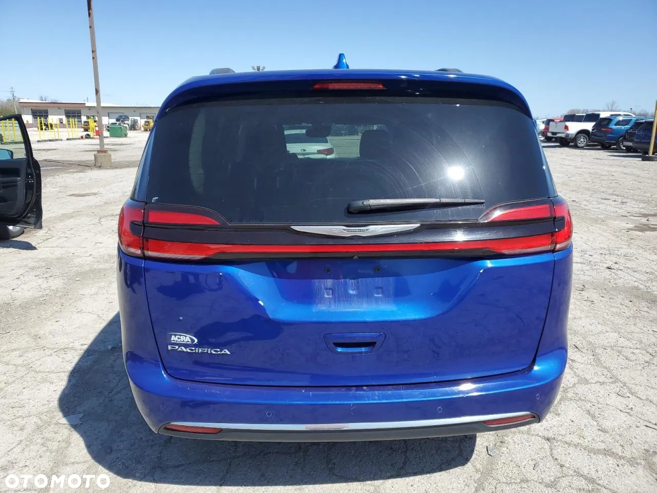Chrysler Pacifica - 6