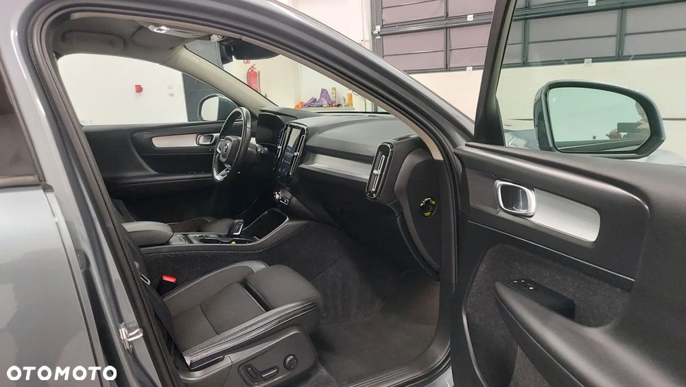 Volvo XC 40 D3 R-Design - 11