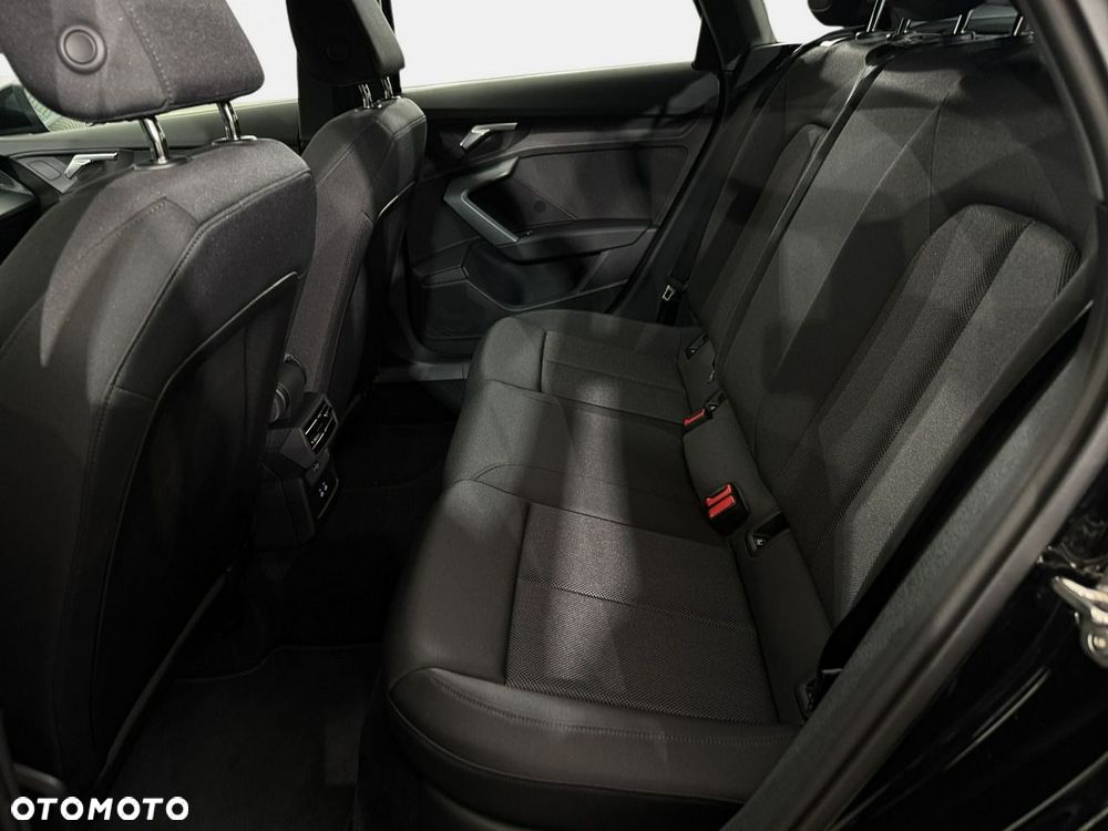 Audi A3 Sportback - 15