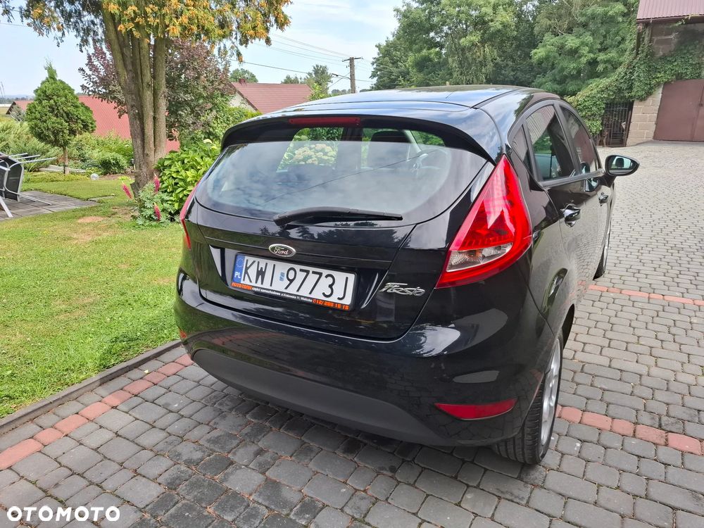 Ford Fiesta 1.25 Champions Edition - 3