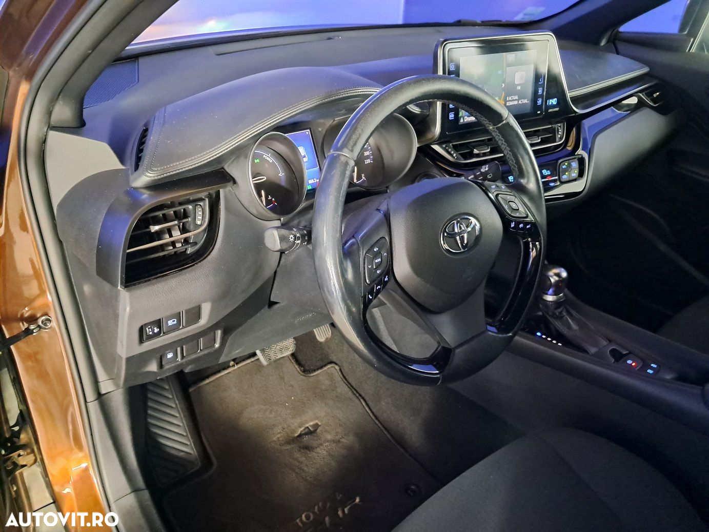 Toyota C-HR - 10