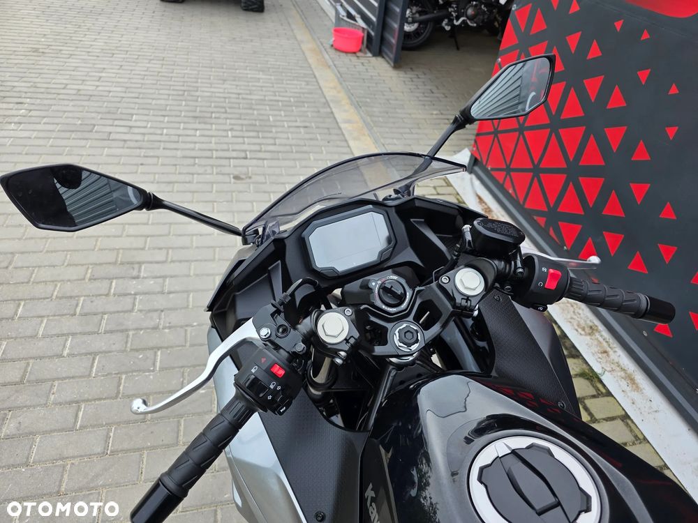 Kawasaki Ninja 500 - 17