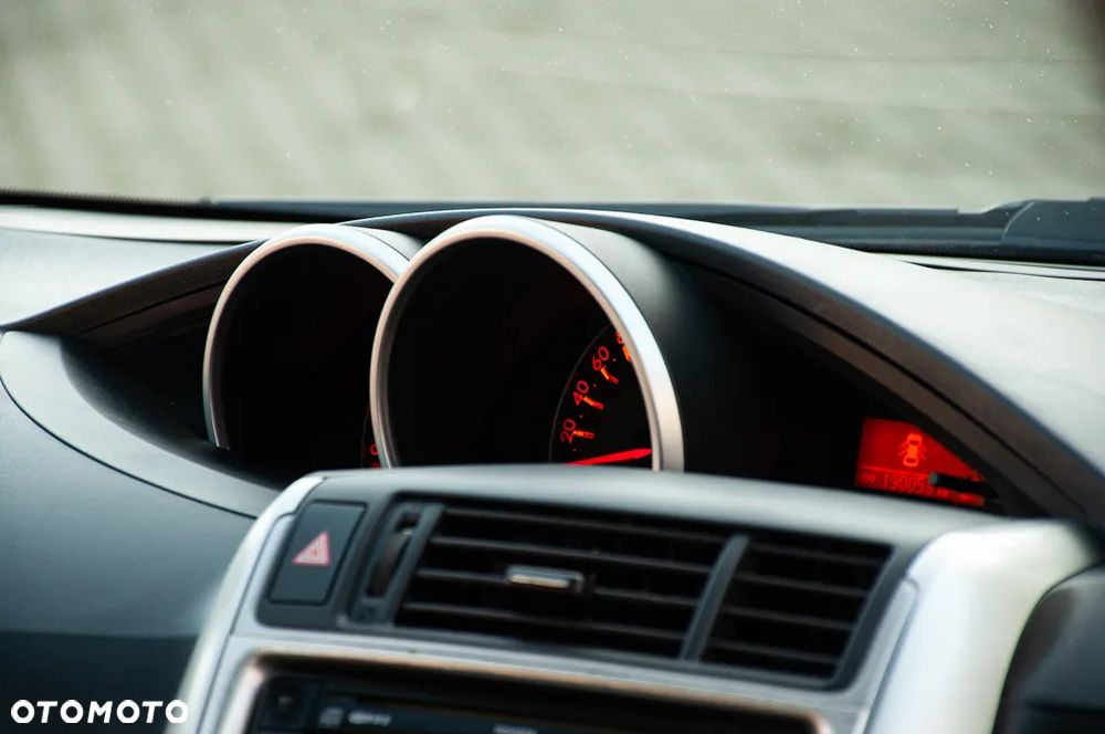 Toyota Verso 1.8 5-Sitzer Executive - 19