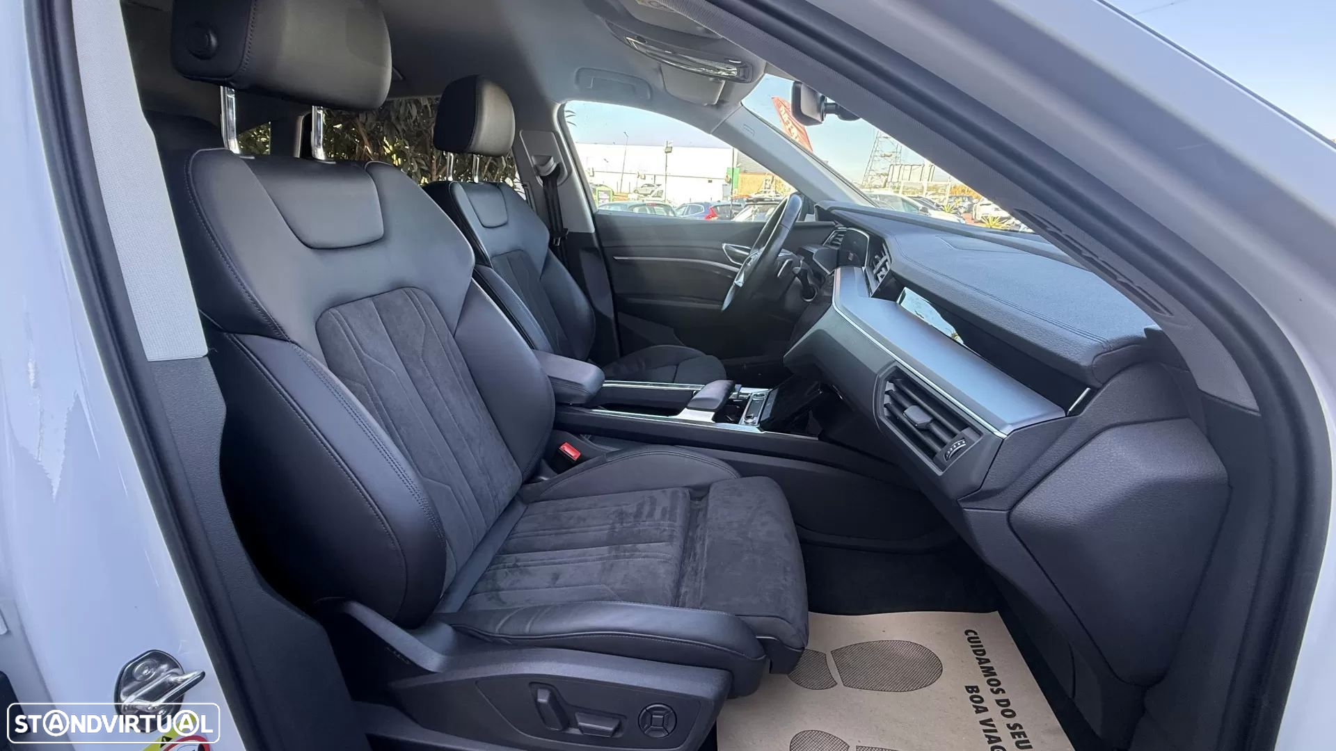 Audi e-tron Sportback 50 quattro Advanced - 37