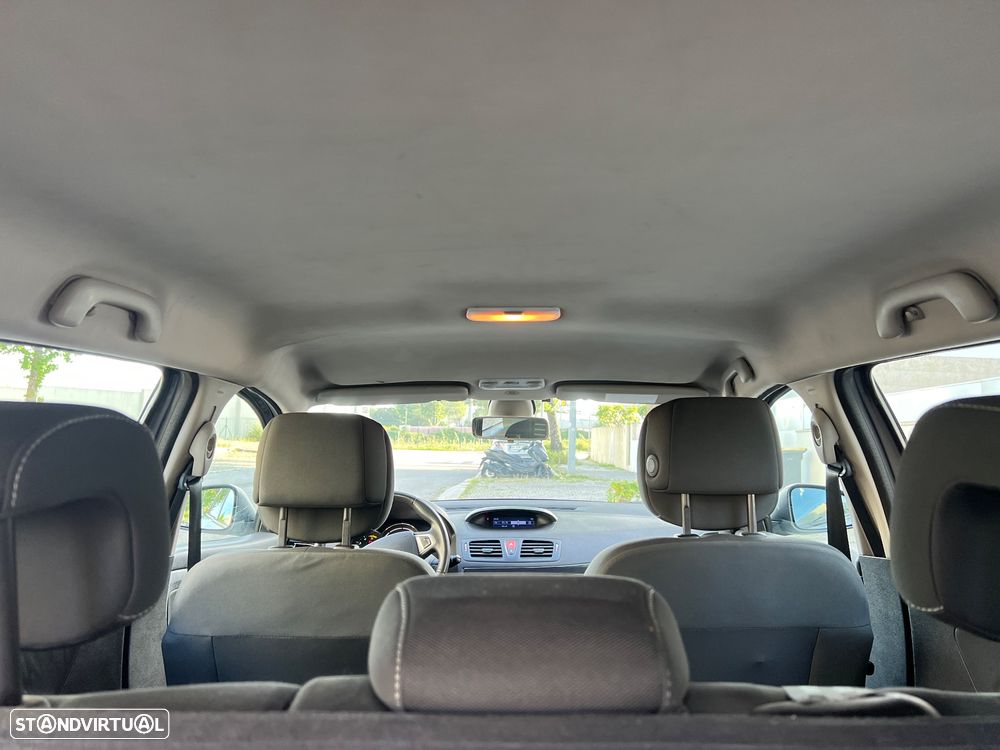 Renault Mégane Sport Tourer 1.5 dCi Dynamique - 16