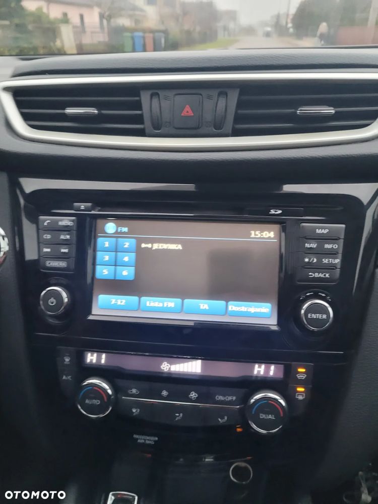 Nissan Qashqai 1.6 dCi Xtronic TEKNA+ - 10