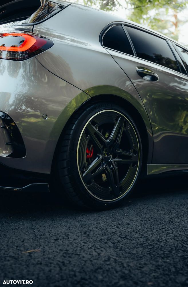 Mercedes-Benz A 35 AMG 4Matic+ Aut. - 12
