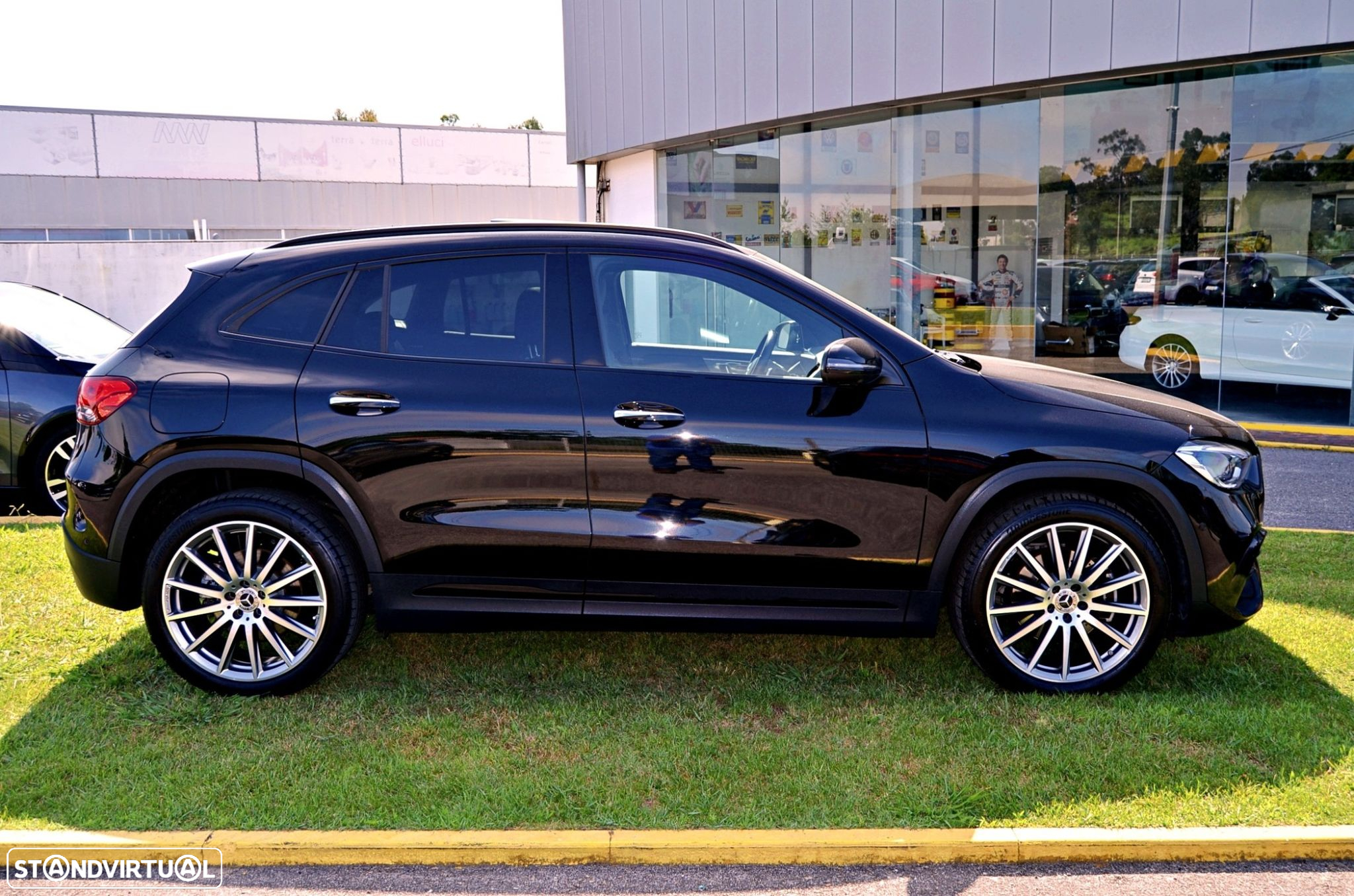 Mercedes-Benz GLA 250 e AMG Line - 52
