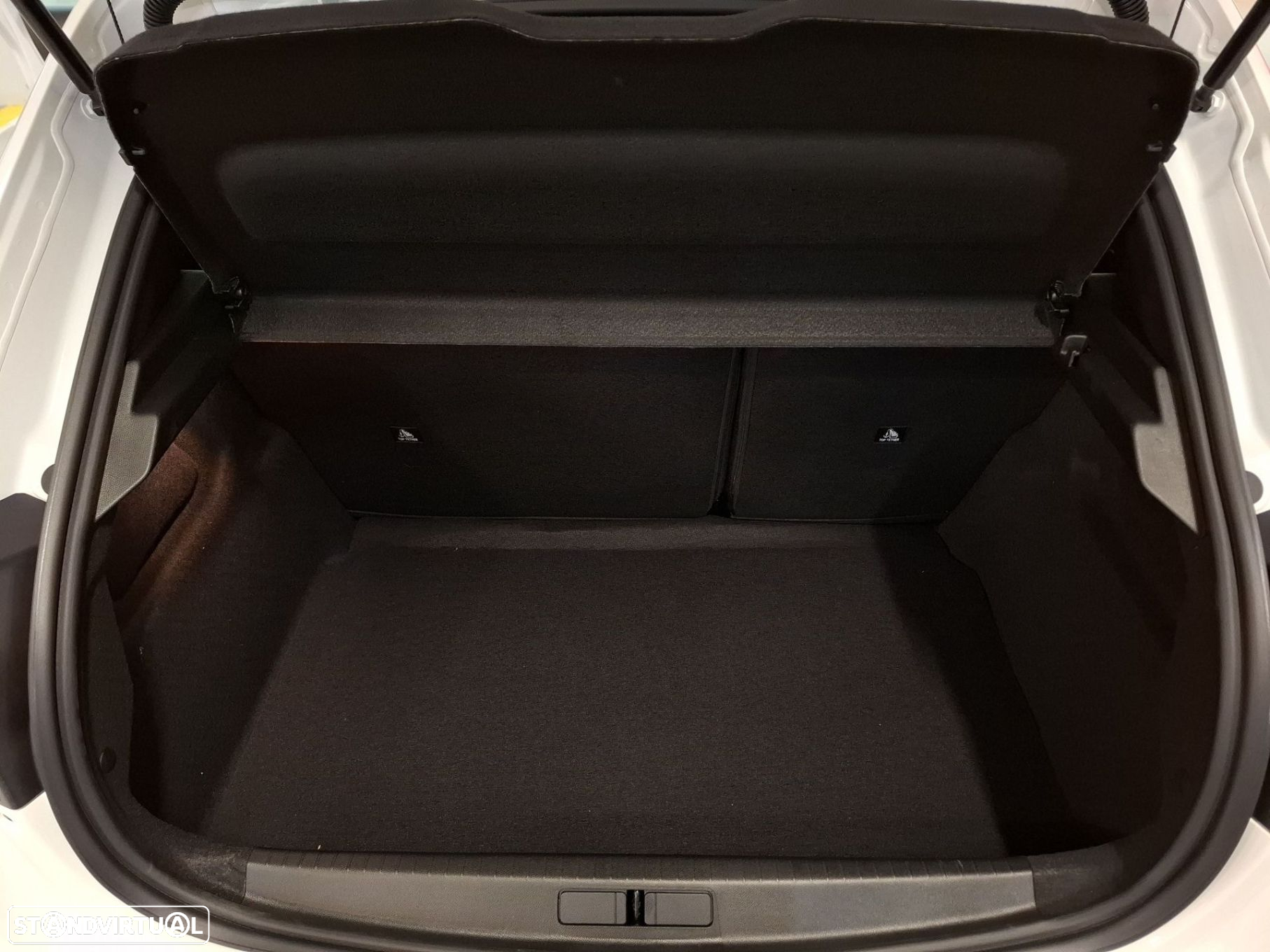 Peugeot 208 1.2 Hybrid Active e-DCS6 - 23