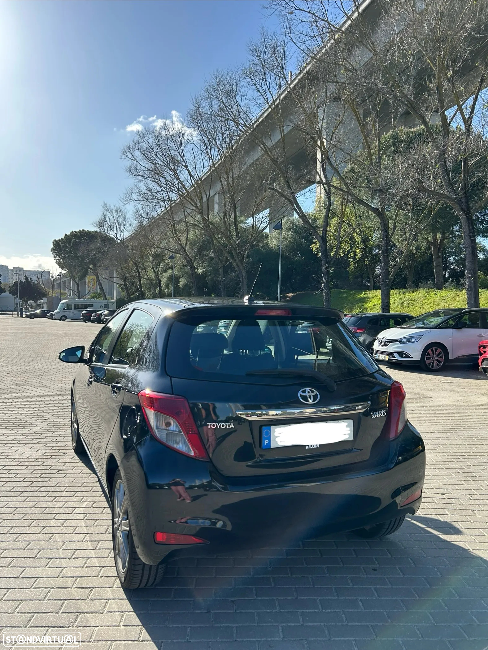 Toyota Yaris - 13