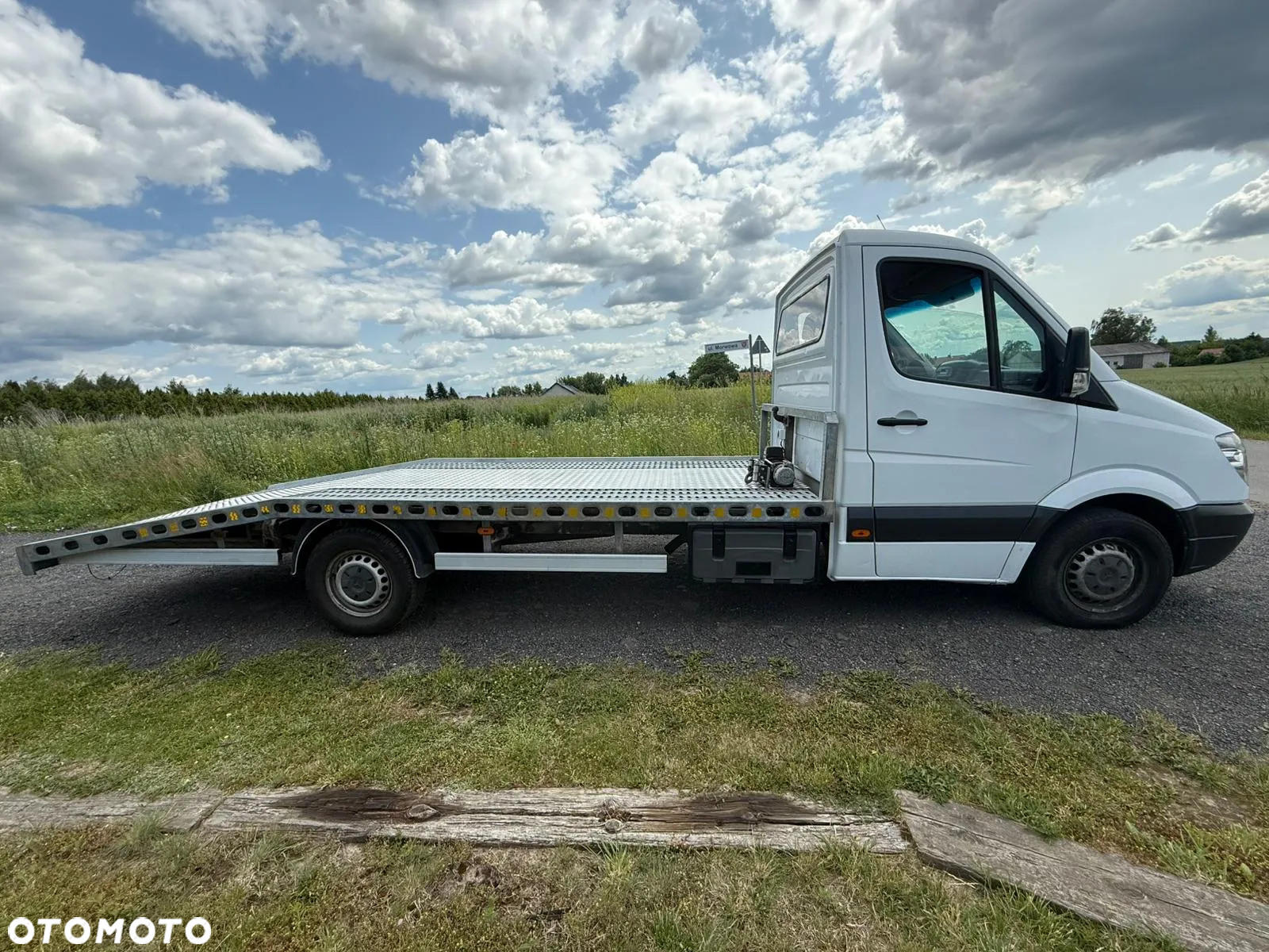Mercedes-Benz Sprinter - 5