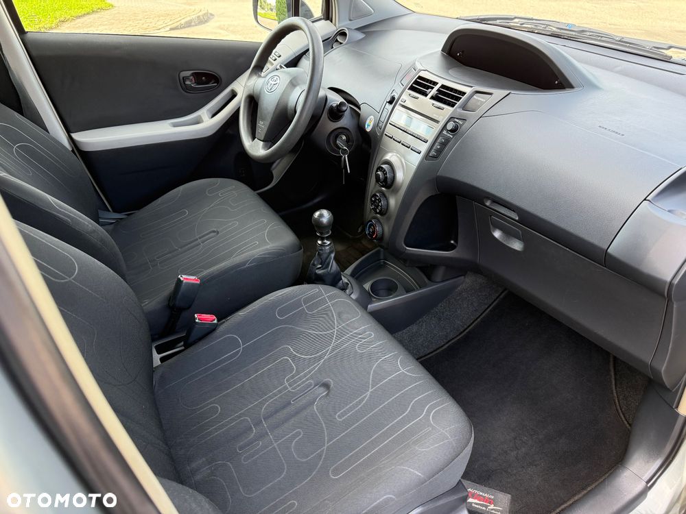 Toyota Yaris 1.33 VVT-i Cool - 16