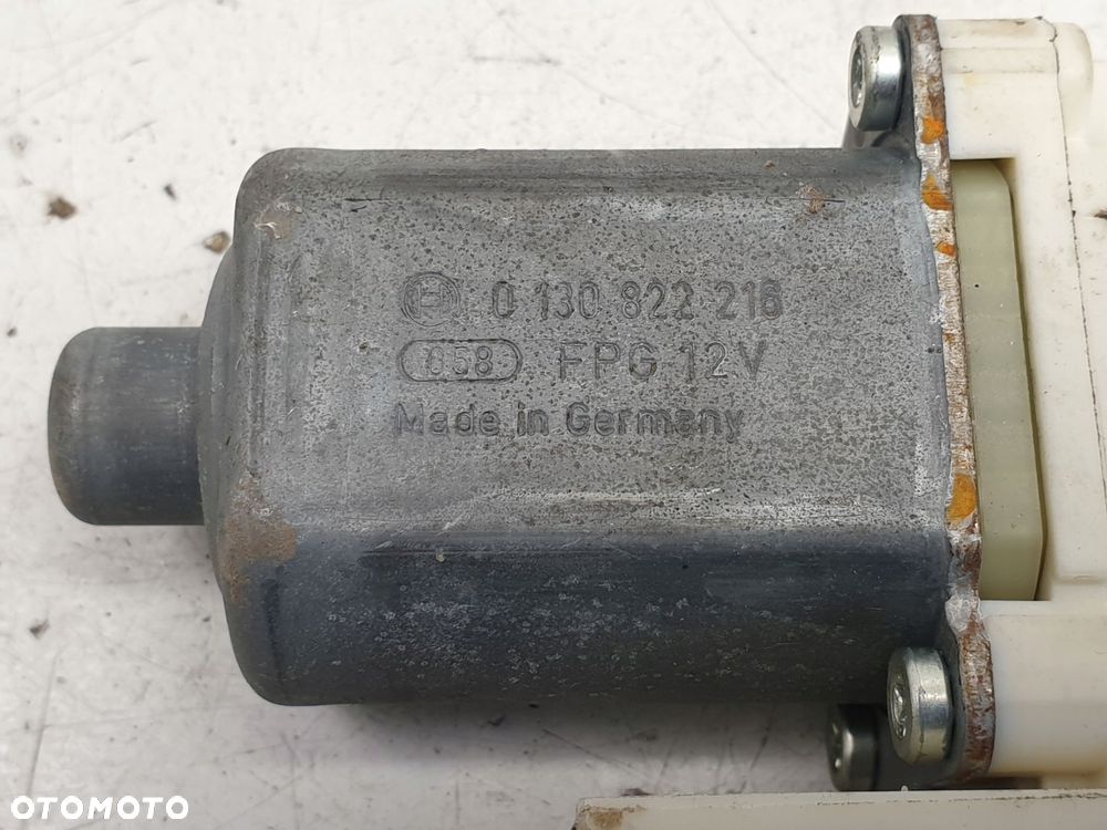 Ford Focus MK2 SILNICZEK PRZEDNIEJ SZYBY prawy - 4