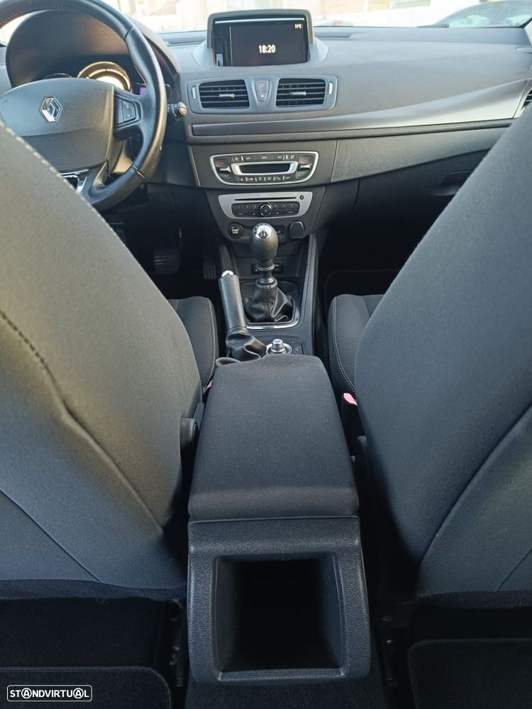 Renault Megane Sport Tourer 1.5 dCi Dynamique SS - 8