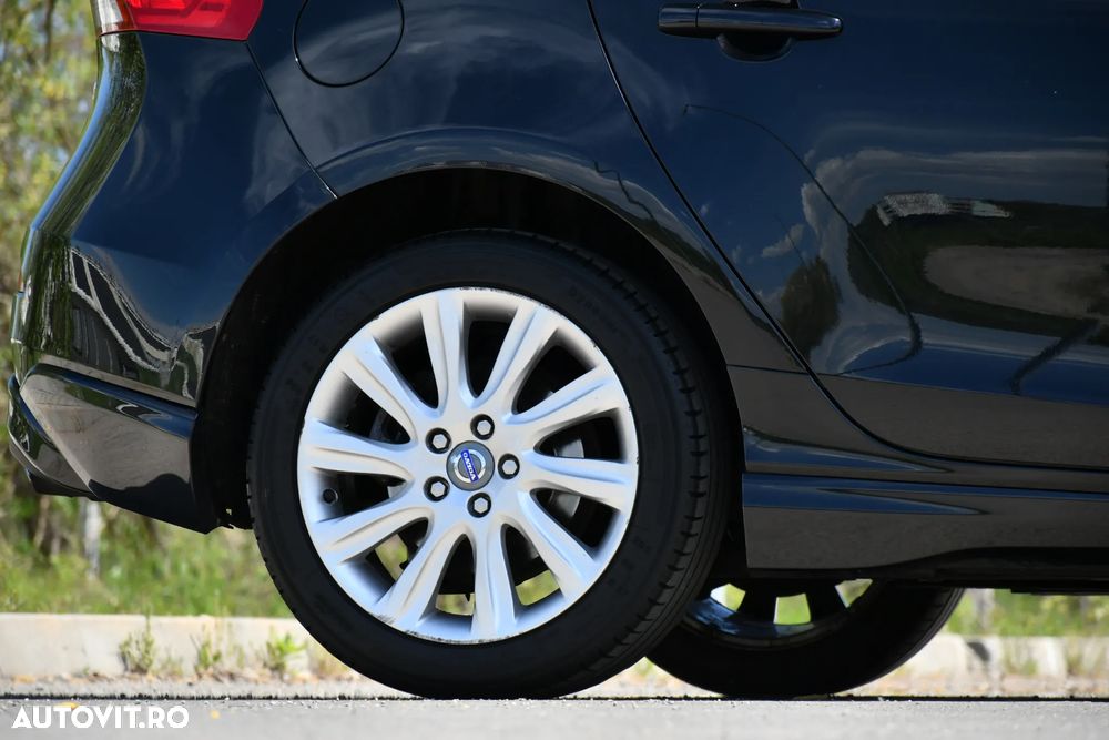 Volvo V40 D2 ECO Summum - 13