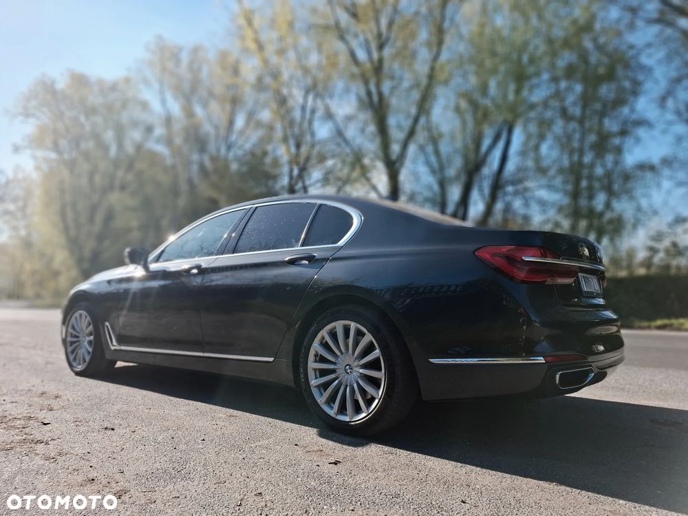 BMW Seria 7 - 2