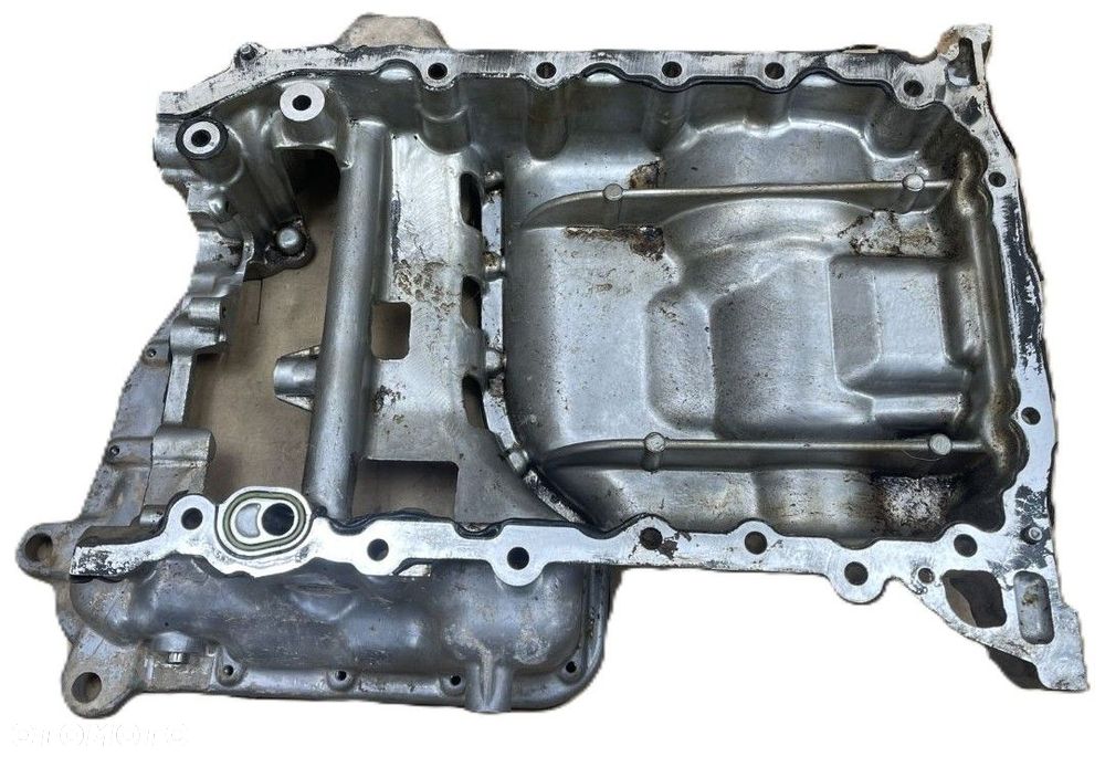 B3 KIA CARNIVAL IV 2020 - GÓRNA MISKA OLEJOWA 3.5 V6 ALU 21520-3N300 - 2