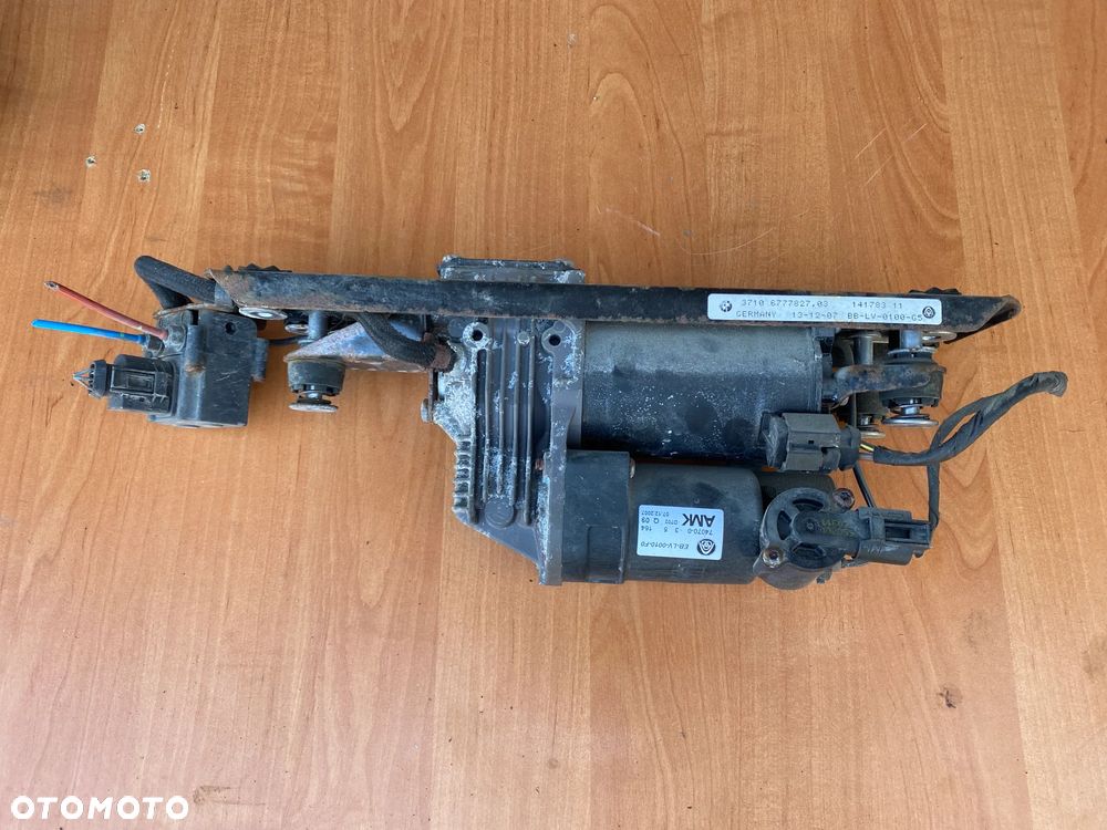 KOMPRESOR SPRĘŻARKA ZAWIESZENIA BMW E61 EBLV0010F0 - 1