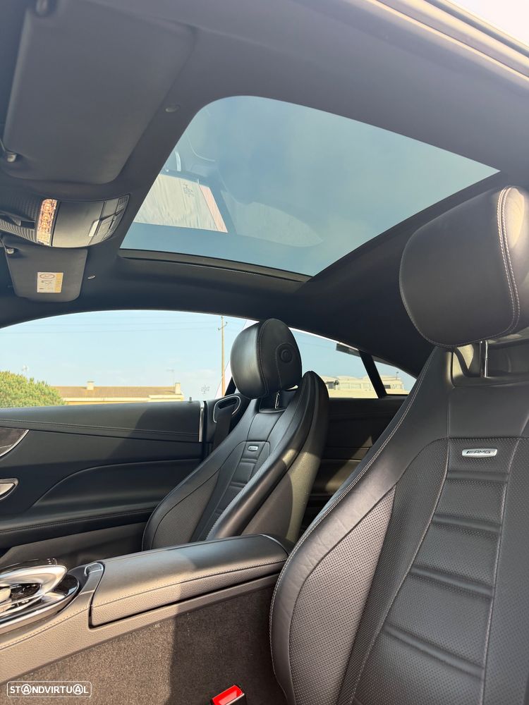 Mercedes-Benz E 53 AMG 4Matic+ - 12