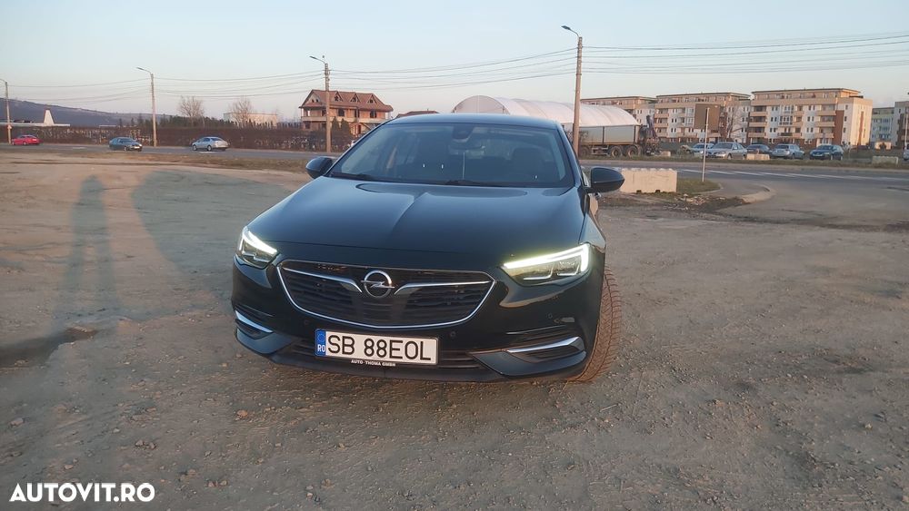 Opel Insignia - 25