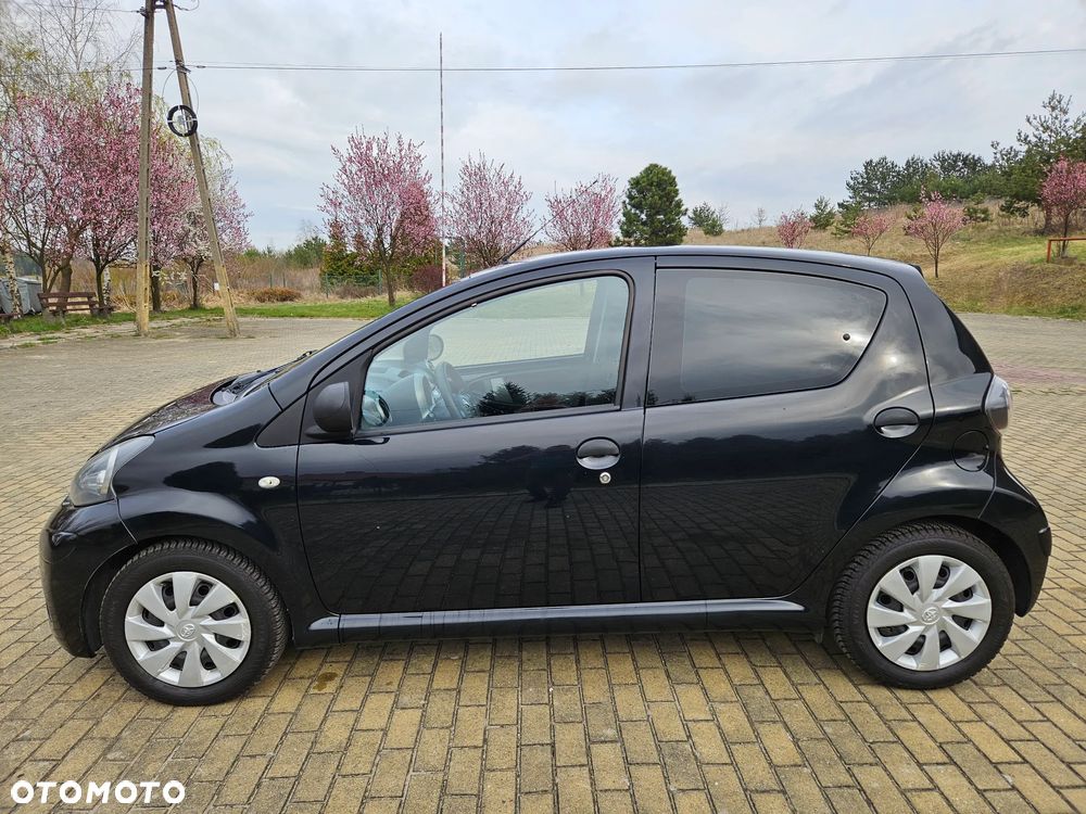 Toyota Aygo 1.0 VVT-i - 12