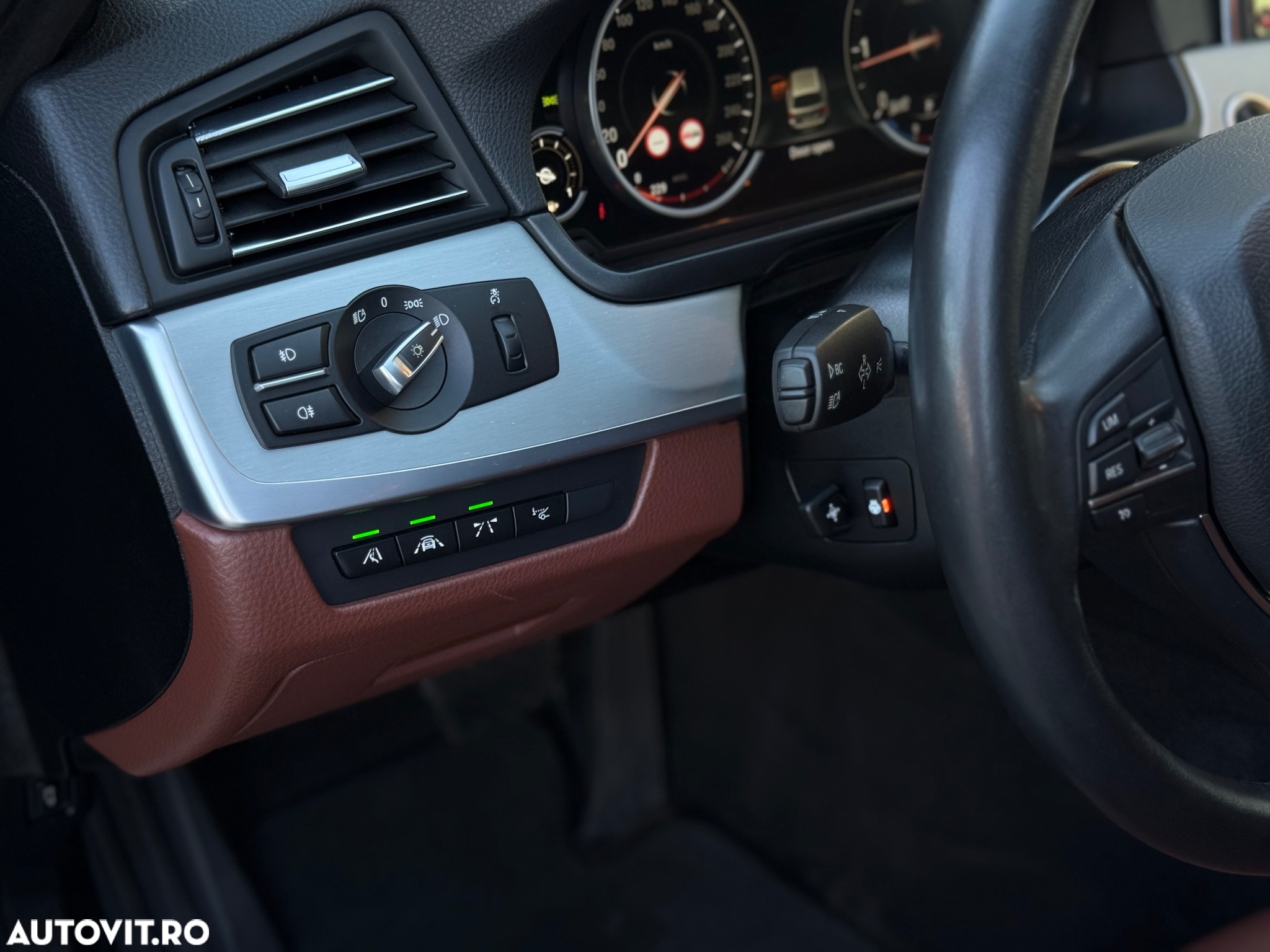 BMW Seria 5 525d Touring Aut. - 8
