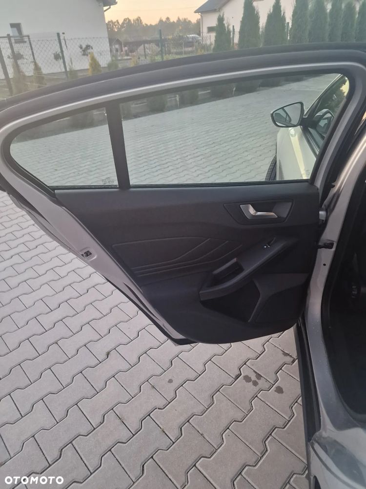 Ford Focus 1.5 EcoBlue Active Business - 18