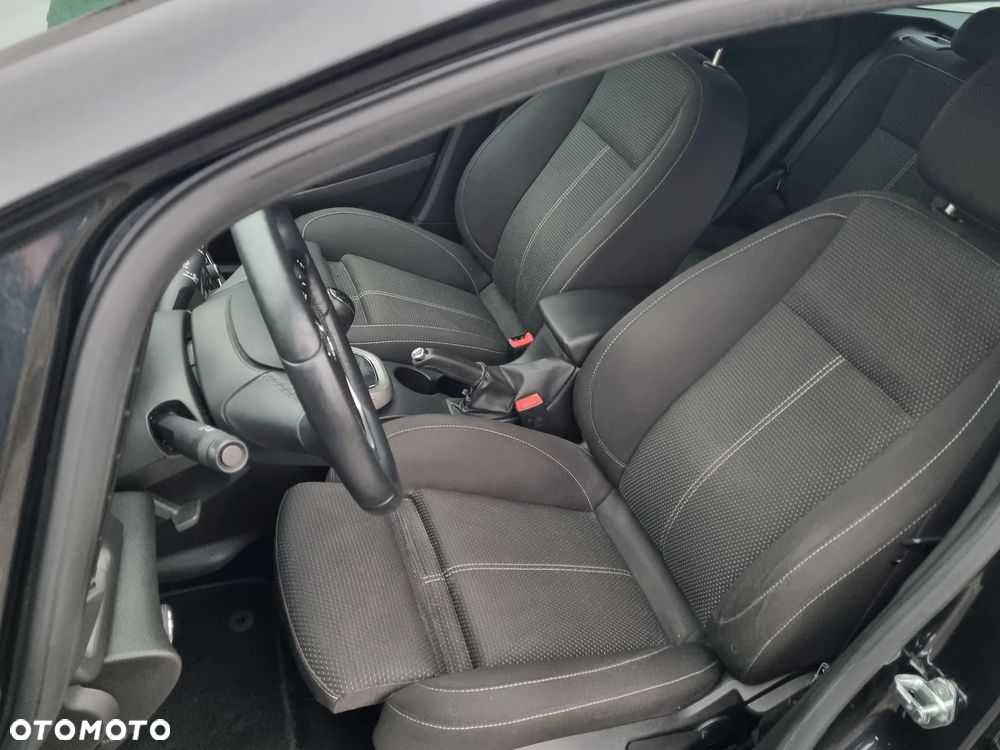 Opel Astra 1.4 Turbo Exklusiv - 17