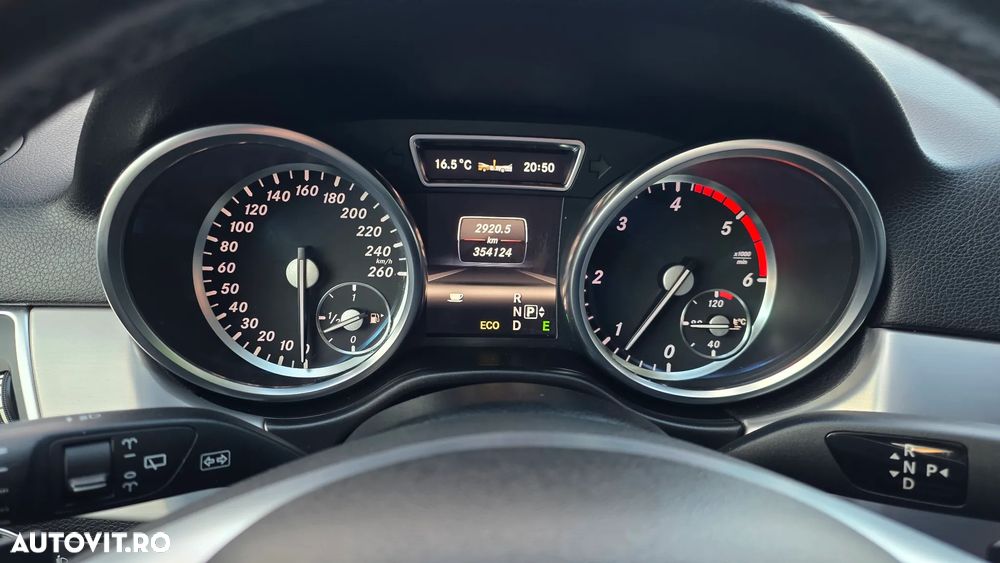 Mercedes-Benz ML - 11