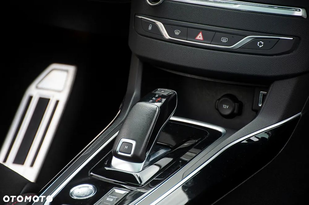 Peugeot 308 2.0 BlueHDi GT S&S EAT8 - 26