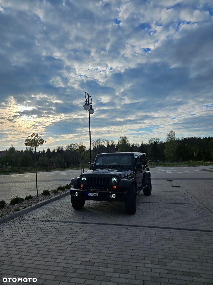 Jeep Wrangler - 2