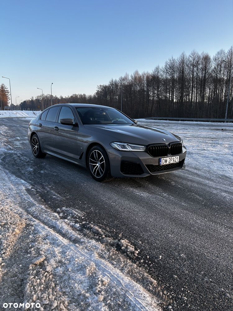 BMW Seria 5 520d xDrive M Sport sport - 3