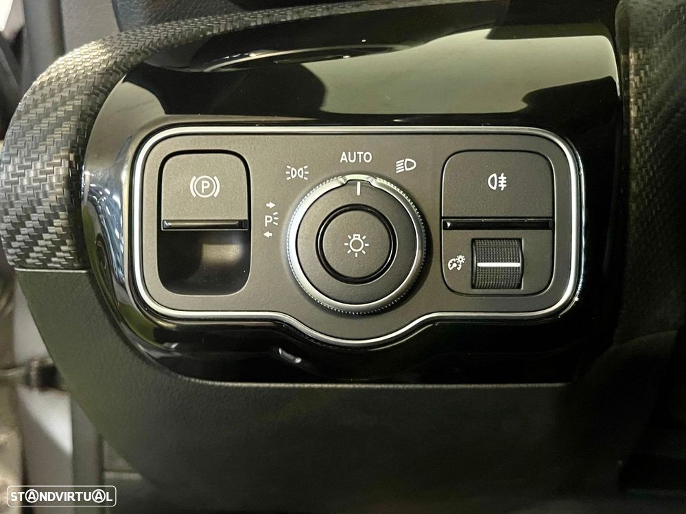 Mercedes-Benz CLA 250 e Shooting Brake Style Plus - 33