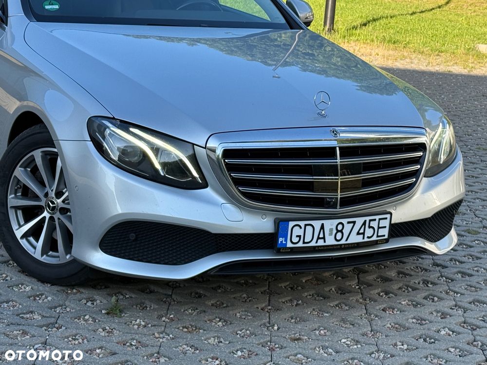 Mercedes-Benz Klasa E 300 d 9G-TRONIC Exclusive - 1