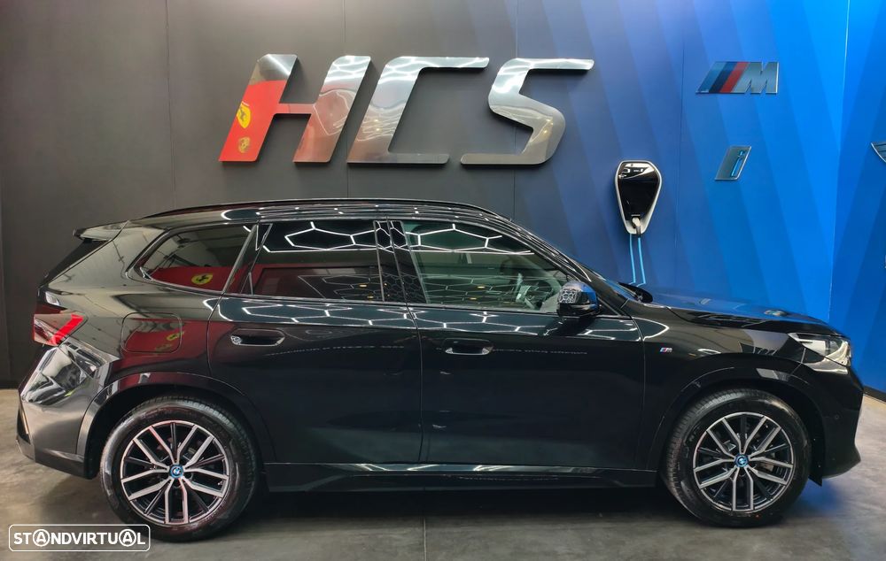 BMW iX1 xDrive30 Pack Desportivo M - 10