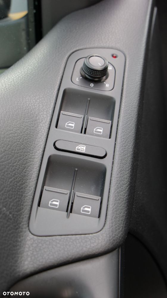 Volkswagen Tiguan - 37