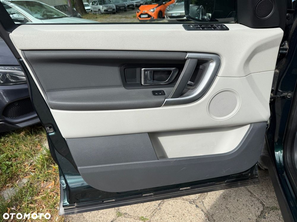 Land Rover Discovery Sport - 19