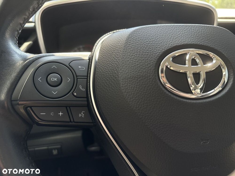 Toyota Corolla - 13