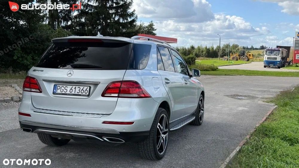 Mercedes-Benz GLE 2016